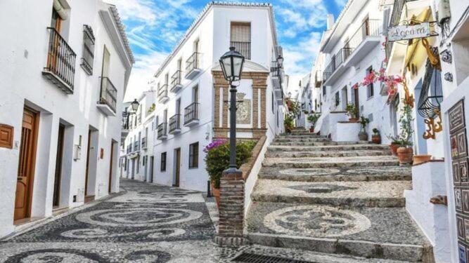 Vista Almijara Apartment Frigiliana Bagian luar foto