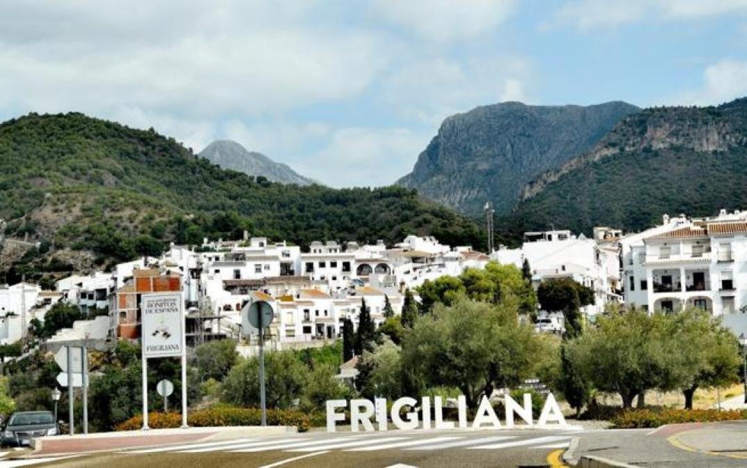 Vista Almijara Apartment Frigiliana Bagian luar foto
